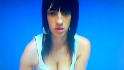 Geile Stute vor der Webcam